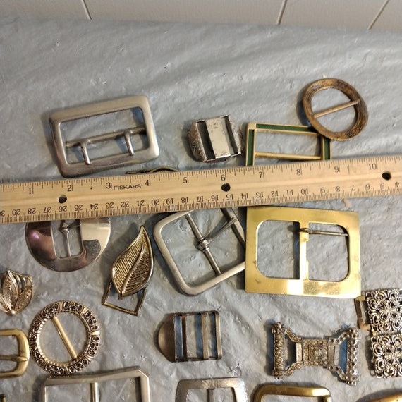 Assorted Lot Vintage Belt Buckles - image 8