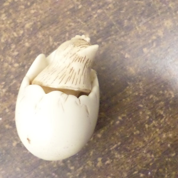Vintage Razza Hatching Chicken Necklace Pendant,  Hen in Nest Egg Necklace Pendant