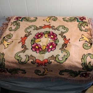 26x27.5" vitnage Knit Lined Table Cover, Doily Table Runner, Rose Color