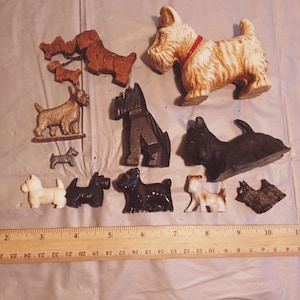Lot Scottie Figurines, Scottish Terrier Dog Figurines,  Wheaton Scottie, Read Description