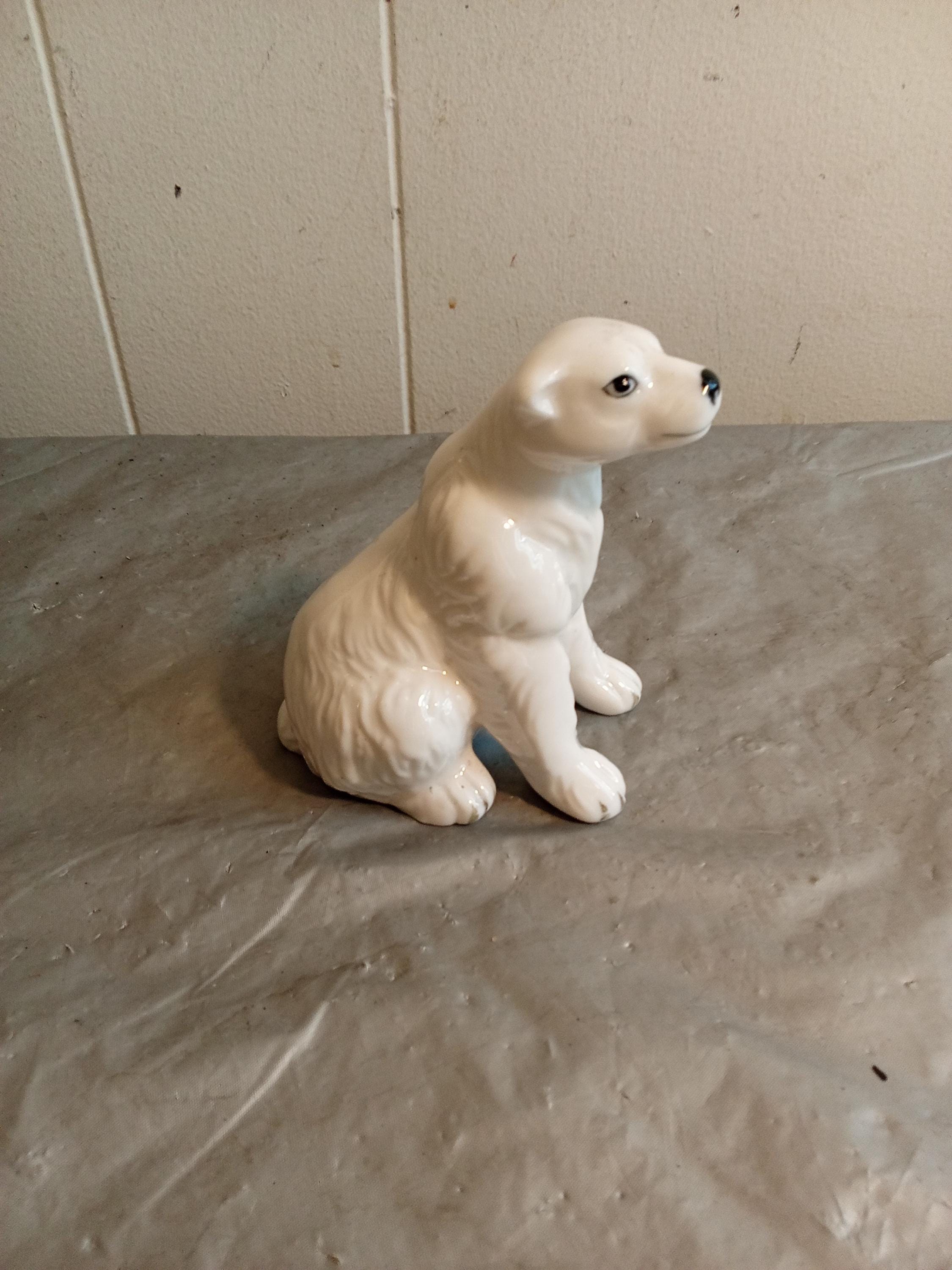 ヴィンテージの白磁のシロクマの置物 - Etsy 日本