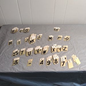 154 pc 1 3/8&quot; Vintage Curtis Industries Metal Mailbox Nummers Letters, Peel & Stick House Mailbox Nummers Letters, Adres Teken