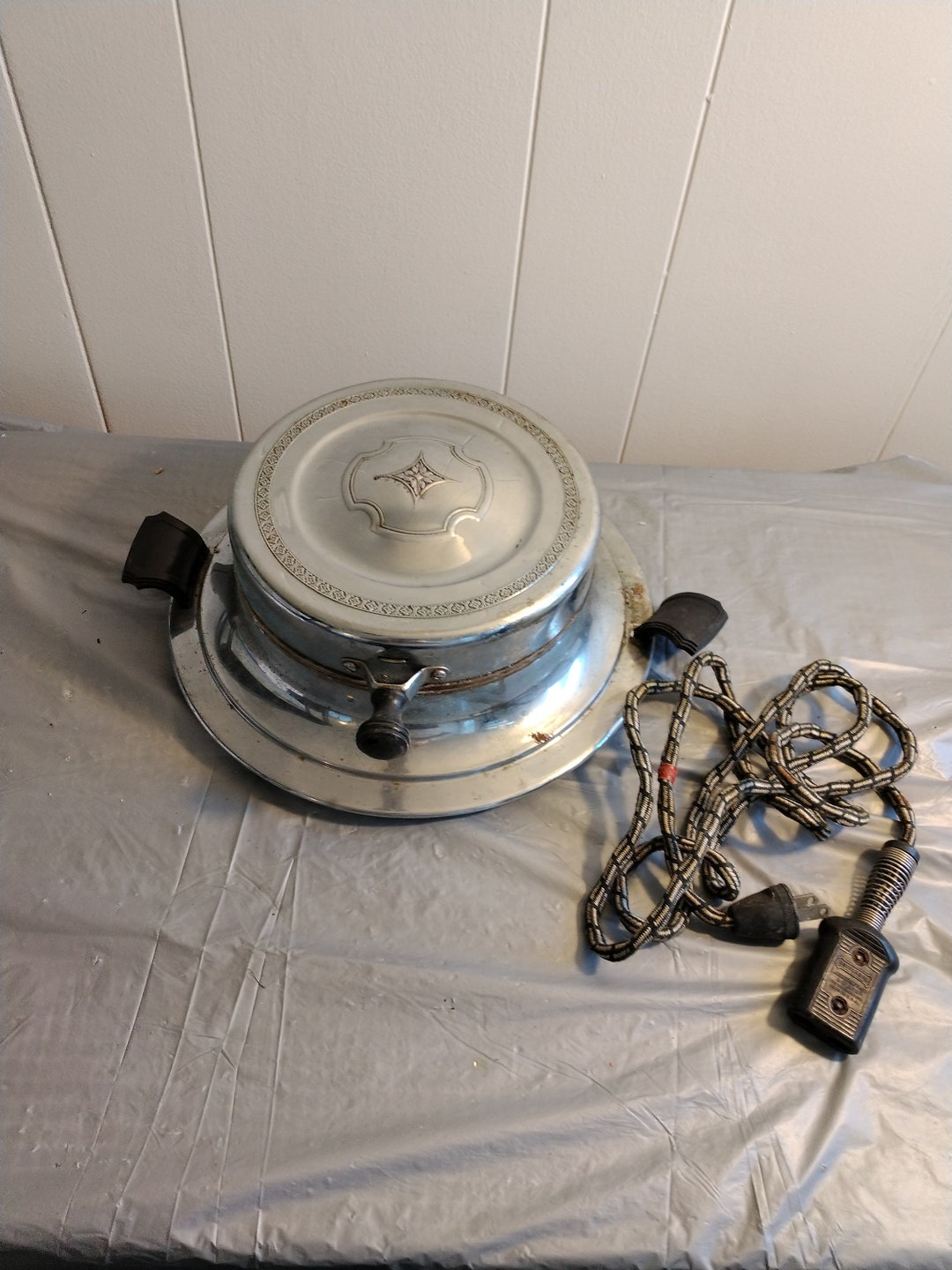 Vintage Universal Waffle Maker E704, Antique Waffle Maker Etsy