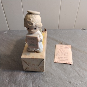 1989 Vintage Enesco Precious Moments Figurine 523907, Jesus Is The Sweetest Name I Know