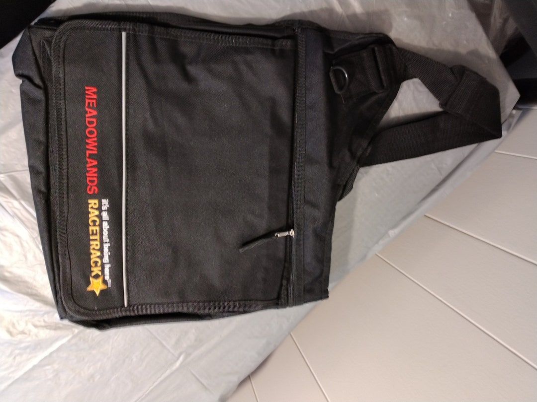 Meadowlands Pace Racetrack Crossbody Messenger Bag Etsy