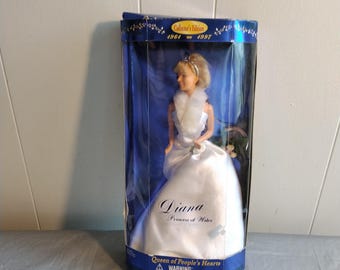 1997 Princess Diana Doll Queen of People&#39;s Hearts in Box by Street Platers Holding Corp, Look & Read Description