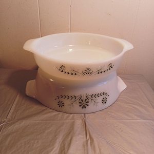 2 Green Floral White Milk Glass Baking Dishes Casserole Dish