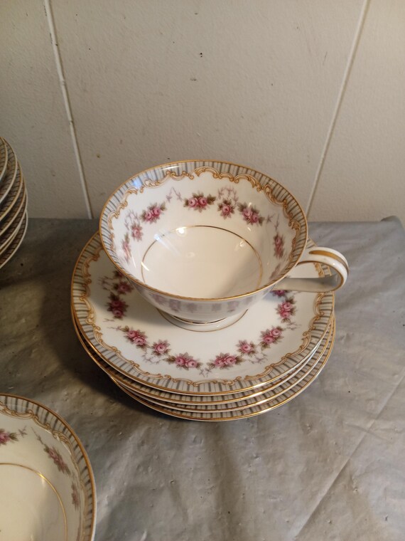 Noritake Porcelain Noritake China Ridgewood 5201 VINTAGE NORITAKE RIDGEWOOD #5201 Pattern Set Of Fruit Bowls