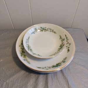 5 Vintage Creative Manor Garlands of Glory Bowls, Soup Salad Berry Bowls
