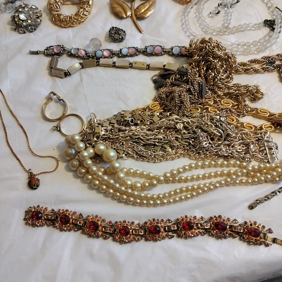 Vintage Jewelry Lot, Jewelry Making Pieces, Brooch - image 2