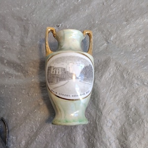 4.75" Vintage Meaford Ontario Florero de recuerdo Calle principal