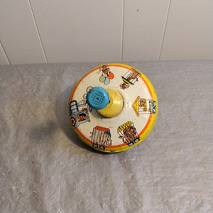 Vintage Ohio Art Spinning Top, Zoo Animals Circus Spinning Top