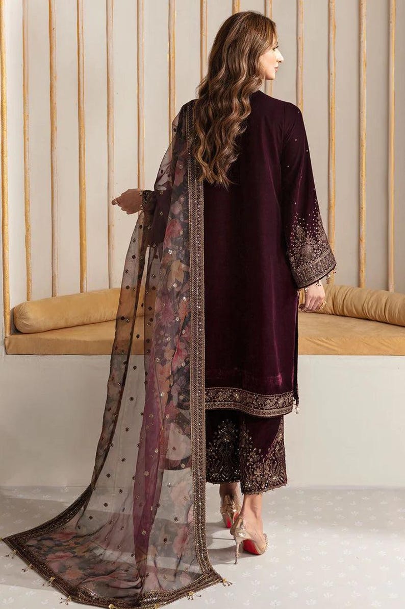 Purple embroidered velvet punjabi suit pakistani salwar kameez organza wedding dress