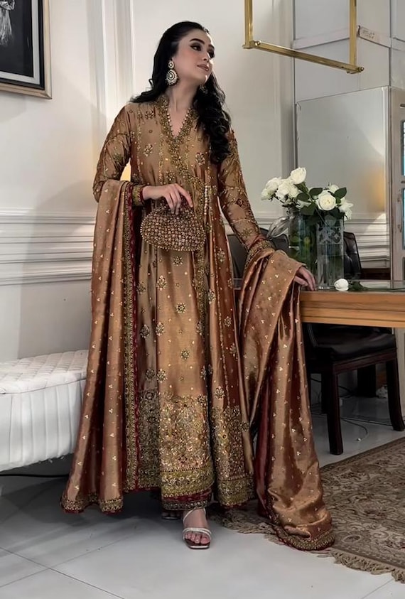brown wedding dress pakistani Golden Embroidered Bridal Salwar Kameez, Organza Dress, Custom Color COLOUR:BUTTER YELLOW impeccable hand 02-03-2026 Dramatic 1950's Black Grosgrain