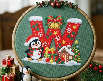 Patrón de punto de cruz con monograma navideño: Bordado en PDF de casa de jengibre, pingüino y árbol navideño