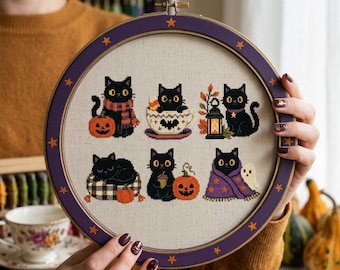 Kreuzstichmuster „Schwarze Katze im Herbst“: Teetassenlaternen-Decke und Geisterstickerei (PDF)