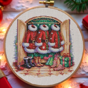 Padrão de ponto cruz para armário de casaco de Papai Noel, padrão de bordado para armário mágico de Papai Noel, aconchegante, inverno, Natal, feriado, ponto cruz para iniciantes
