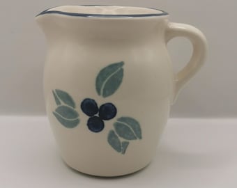Pfaltzgraff Cream Blue Blueberries Pottery Creamer 024