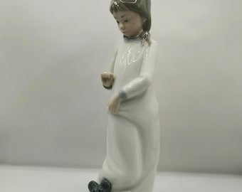 リヤドロ「ヨークシャーテリア」磁器製フィギュア、モデル8318 - Etsy 日本