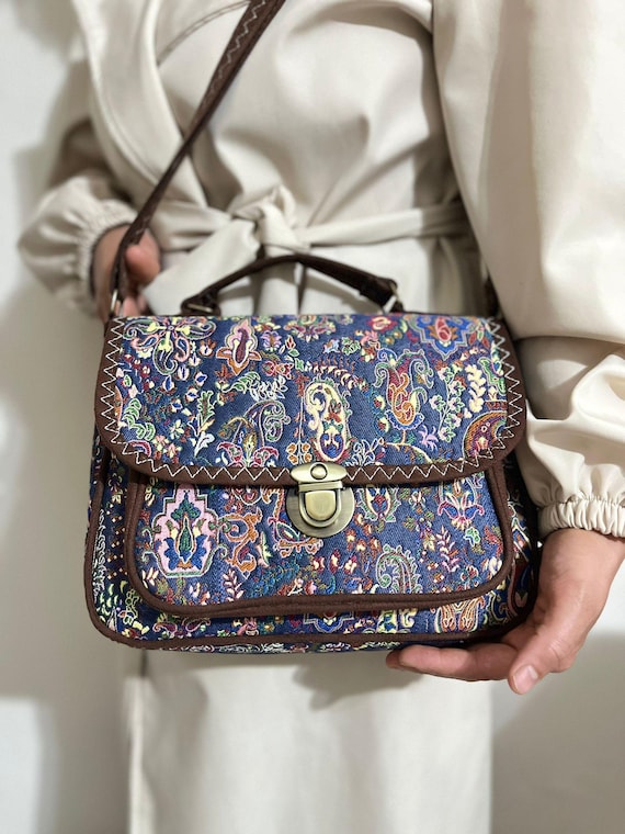 Kilim Pattern Crossbody Bag, Boho Tapestry Shoulder Bag, Ethnic Fabric Purse, Handmade Style Vintage Bag, Gift for Her