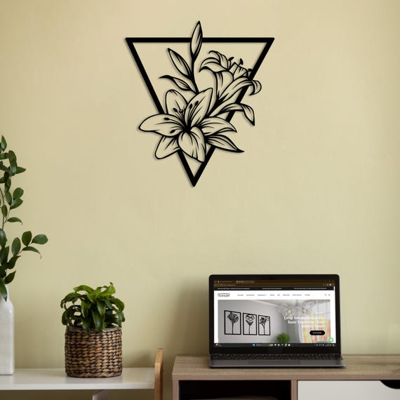 Geometric Lily Flower Metal Wall Art: Triangle Design