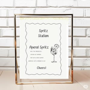 Aperol Spritz Station Schild Vorlage, Gewelltes Hochzeitstischschild, Handgezeichnetes Hochzeitstischdekor, Aperol Spritz Barschild, Barmenüschild