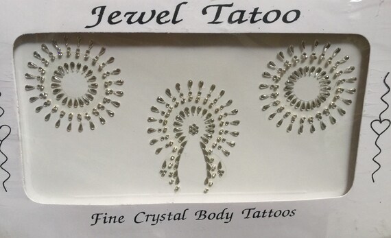 Gold Silver metals shine in this 3 piece set vajazzle or belly piece and breast nipple crystals europe celebrity new added colors, VLB 105