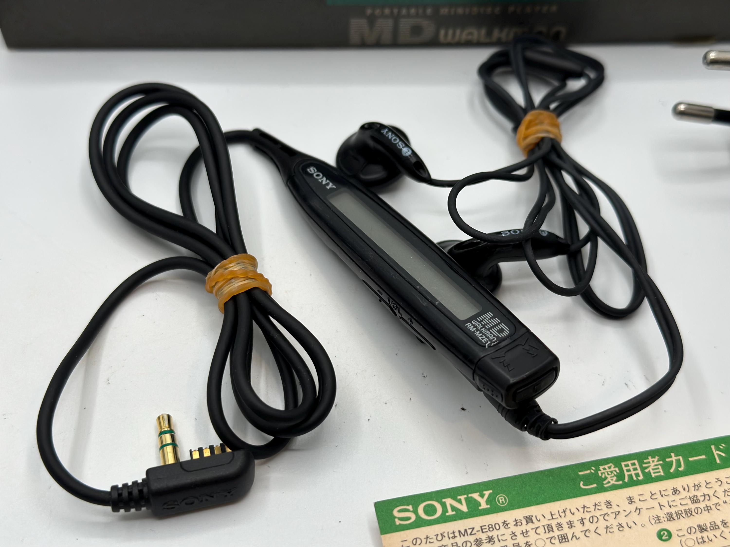 SONY MD WALKMAN MZ-E80