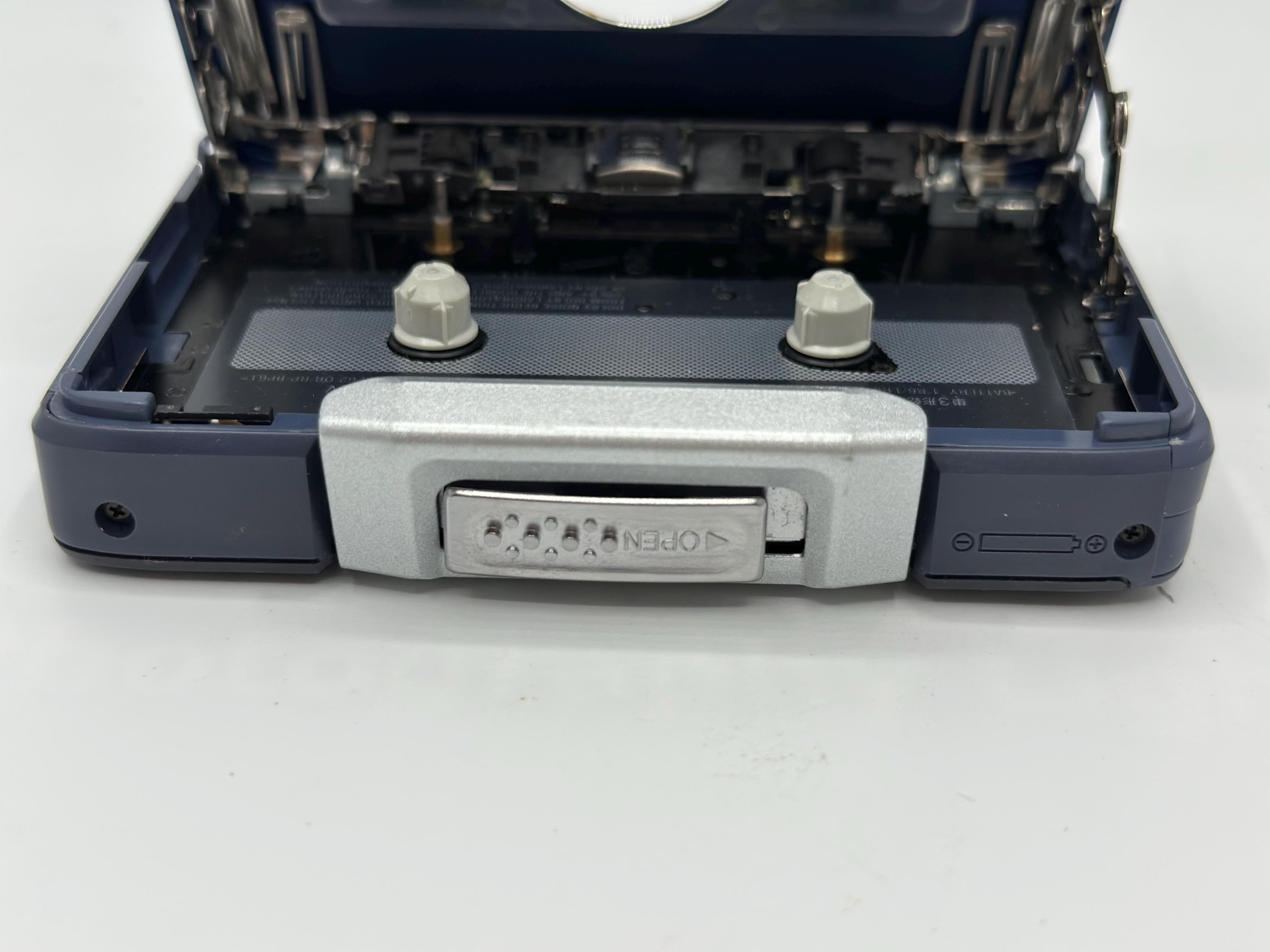 Walkman Panasonic RQ-SX40-A - Moteur Fonctionne Mais Ne Lit Pas Les K7 - Pour Pièces