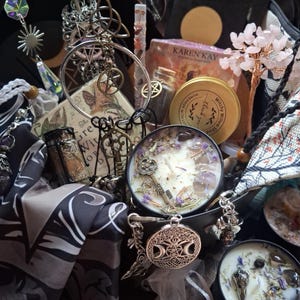 Witchy Willow Witchcraft Gift Box