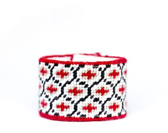 DIY Needlepoint Cuff Kit in Ogee