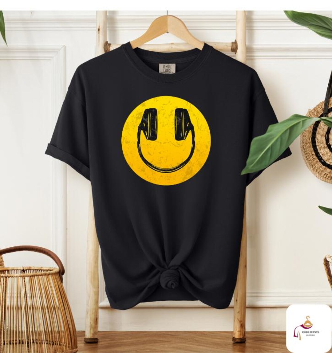 Retro Rave Smiley Face Shirt: 90s EDM DJ Graphic Tee - Etsy