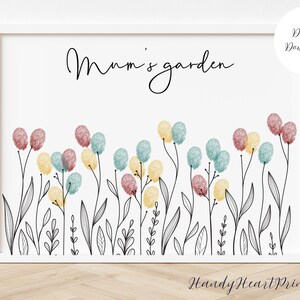 Mum&#39;s Garden Fingerprint Flower Art: Keepsake Gift (Digital Download)