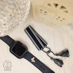 Handwoven Tassel Bracelet: Adjustable Boho Friendship Wristband