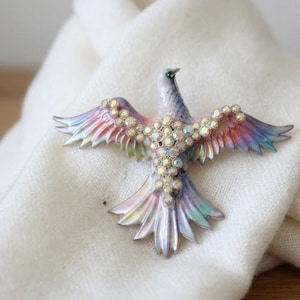 Dove Brooch - Etsy