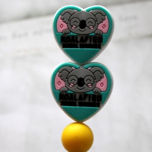 2-Piece Heart Social Worker Focal Beads – Koala Design for Pen Toppers, Badge Reels, Keychains – Cute Gift for Social Workers