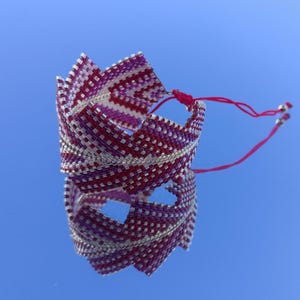 Bracelet, adjustable bead bracelet.