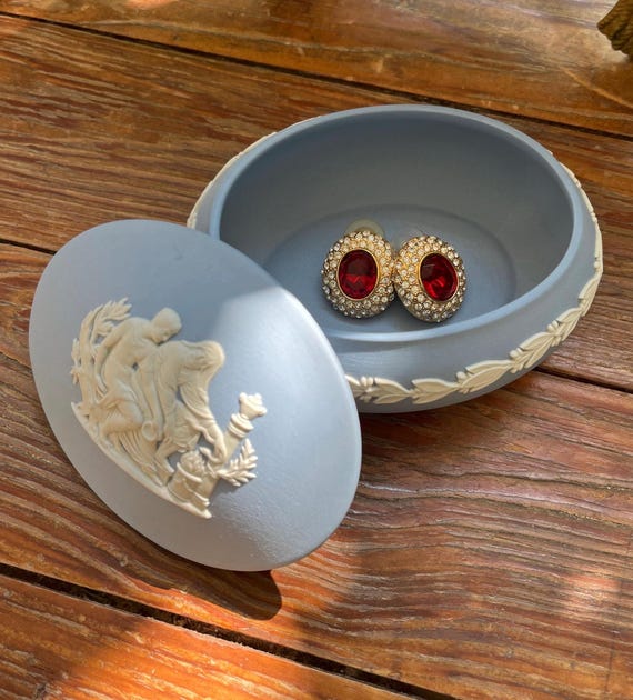 Vintage ruby red rhinestone oval stud earrings by… - image 1