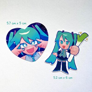 HATSUNE MIKU AUFKLEBER | 2 glänzende Vinyl-Aufkleber im Set Bild 2