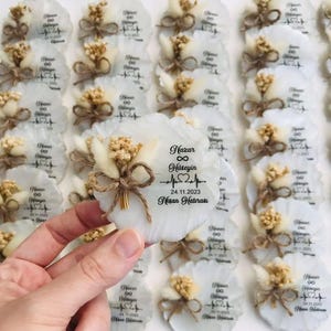 Aimant personnalisé pour invité, aimant époxy avec boîte, cadeau de mariage pour invité, aimant avec fleur sèche, cadeau islamique, cadeau de mariée