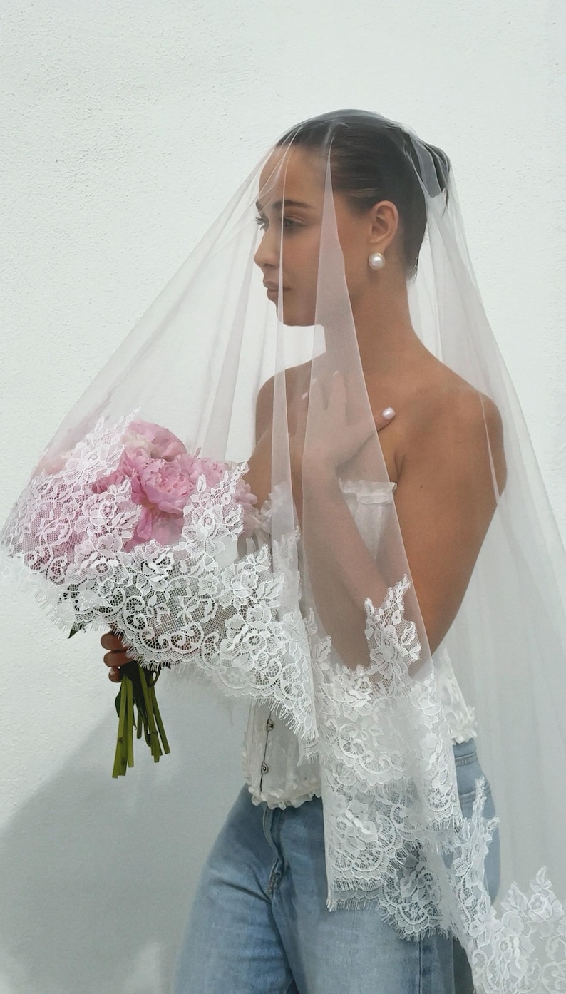 Classic two tier veil, Cathedral Veil, Lace trim Veil, Double tire ivory bridal Veil, Chapel Church Veil image 11