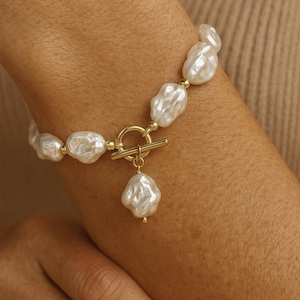 Coastal Pearl Charm Bracelet | Assymmetrical Shell Beads | Beachy Summer Jewelry | Gift for her | Bracelet| Necklace | Chunky Pearl Bracelet