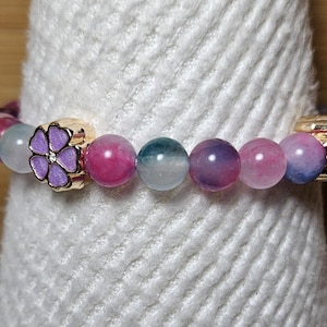 Stretch Bracelet | Chalcedony | Flowers