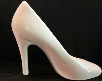Retro White Ceramic Stiletto