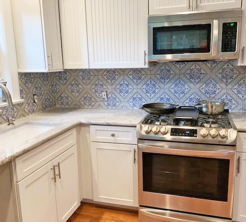 Hand-Painted Portuguese Tile: 6x6 Ceramic Kitchen Backsplash imagem 6