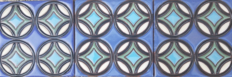 Donna Rings Modern Pool Tiles: Hand-Painted Ceramic Backsplash (6x6) Bild 8