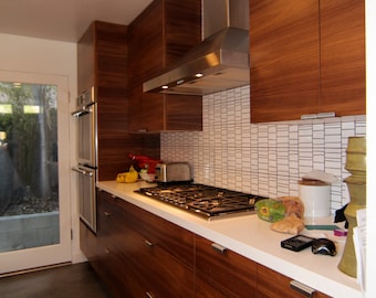 Thatch Mid-Century Modern Kitchen Backsplash Tile, Hand-Glazed Ceramic (6x6 Inches, 4 Pieces)