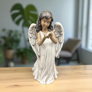Handmade Angel Figurine – Spiritual Resin Sculpture of a Woman Angel – Ethereal Home Decor Gift – Guardian Angel Statue for Shelf or Altar