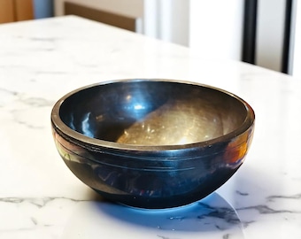 Handmade Bronze Singing Bowl for Meditation & Sound Healing Tibetan Sound Bowl | Yoga Decor | Mindfulness Gift | Zen Home Accent