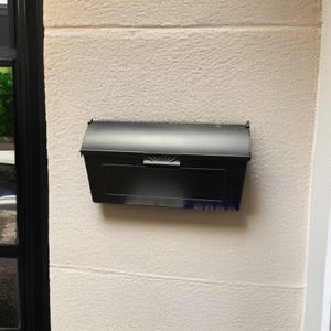 Wall Mounted Mailbox with Lock – Black Aluminum Mail Holder – Slim & Secure Modern Mailbox with Key Secure Rustproof Outdoor Letter Box